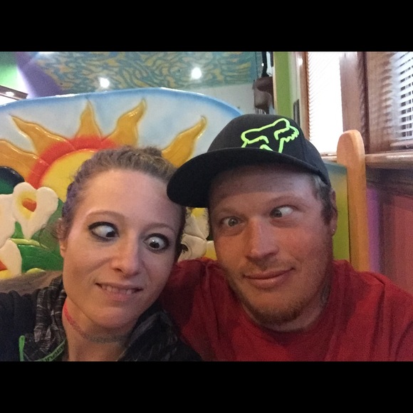 Meet your Posher, Ashley - Picture 4 of 6